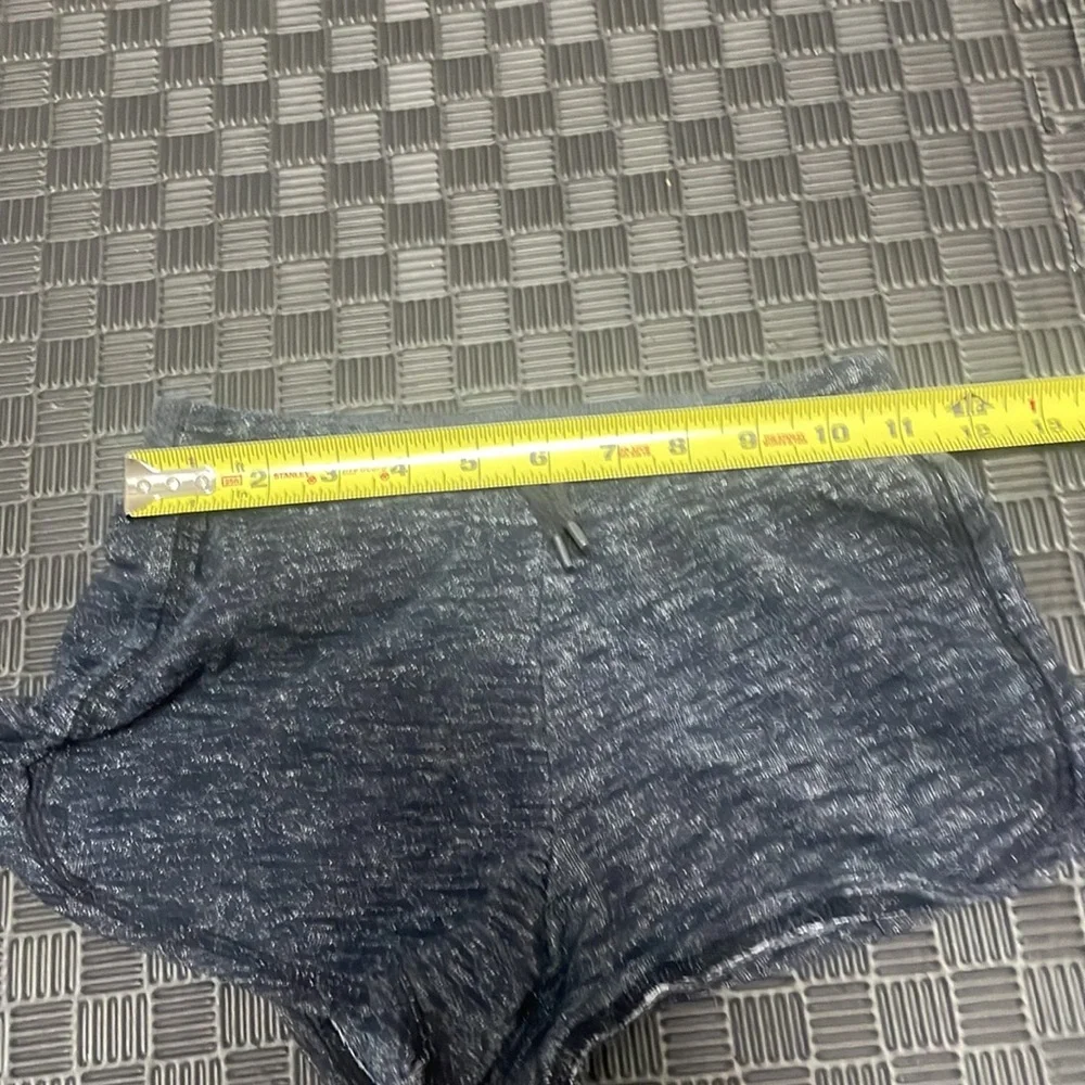 Old Navy 11 inches